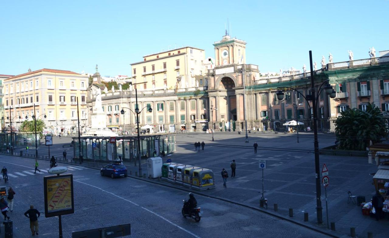 Questo Rinascimento Casa Brigitte Napoli Dış mekan fotoğraf